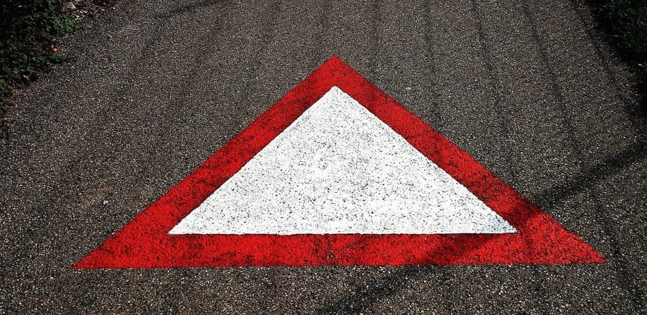 RBA - Risk Based Approach: strengths and weaknesses